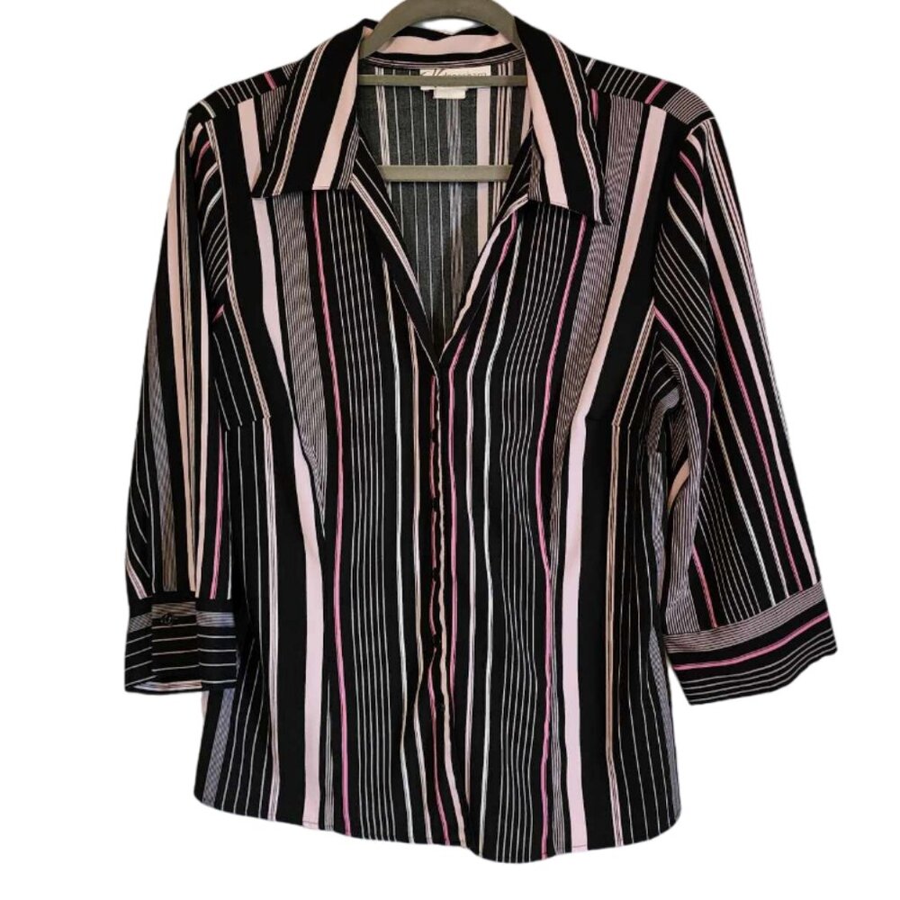 EUC Dress Barn Button Down Blouse 3/4 Sleeve